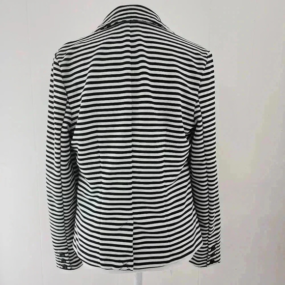 Soho Apparel Striped Button Stretch Blazer Women's S - Picture 3 of 10